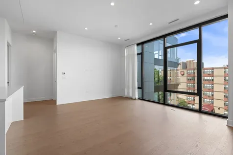 6 North Bishop Street Chicago IL 60607