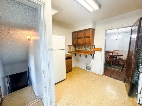 227 West 146th Street Dolton IL 60419