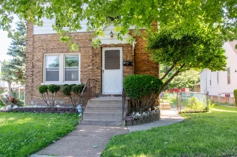 227 West 146th Street Dolton IL 60419