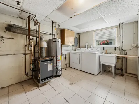 1714 Sycamore Street Des Plaines IL 60018