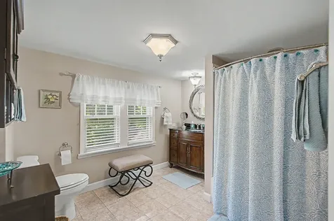 386 Sauk Trail Park Forest IL 60466