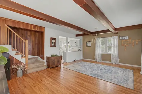 386 Sauk Trail Park Forest IL 60466