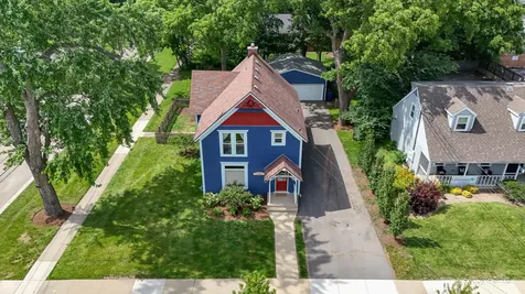 230 Florence Street Crystal Lake IL 60014
