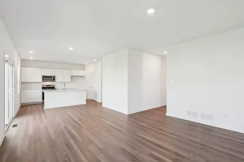 2255 Cobble Springs Drive Wonder Lake IL 60097