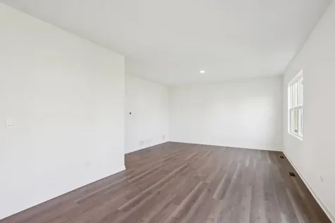 2255 Cobble Springs Drive Wonder Lake IL 60097