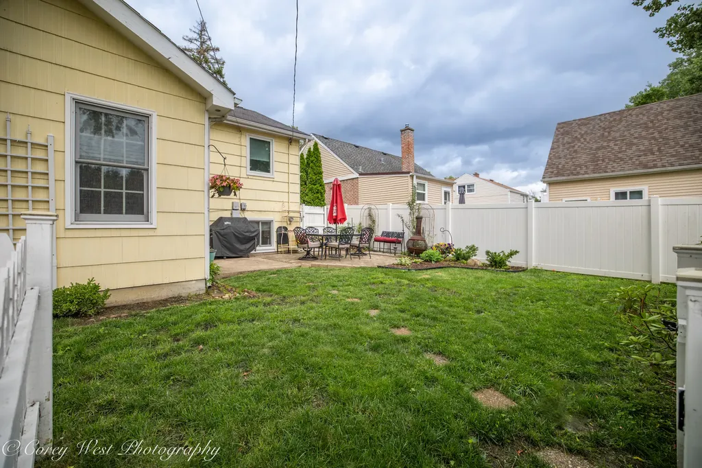 398 West Saint Charles Road Elmhurst IL 60126