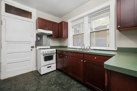 820 Reba Place Evanston IL 60202