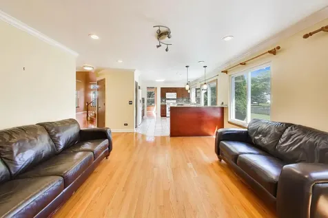 1022 Wrens Gate Mundelein IL 60060