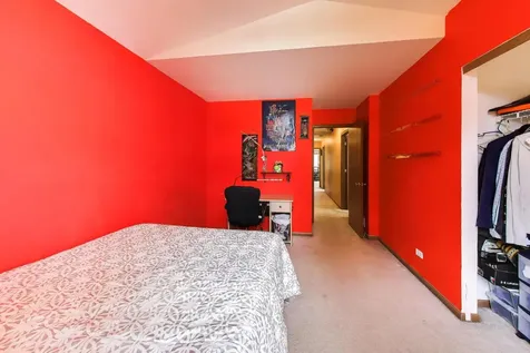 1022 Wrens Gate Mundelein IL 60060