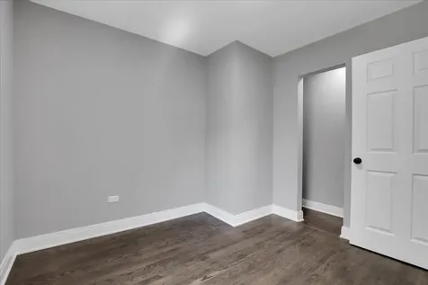 735 East 105th Street Chicago IL 60628