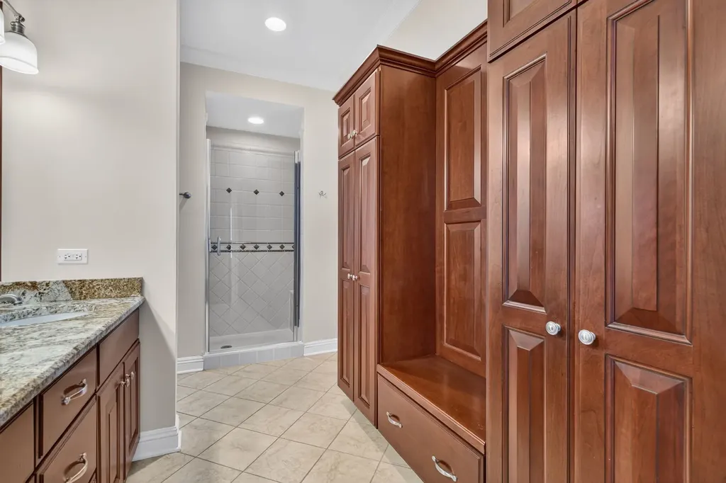 107 South Grant Street Hinsdale IL 60521