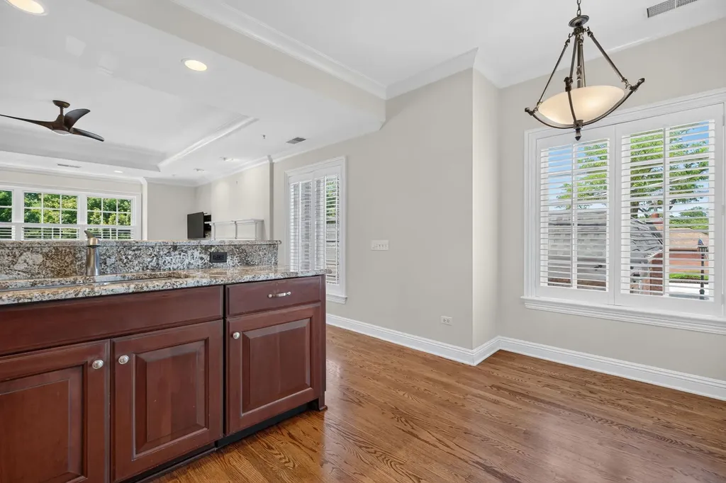 107 South Grant Street Hinsdale IL 60521