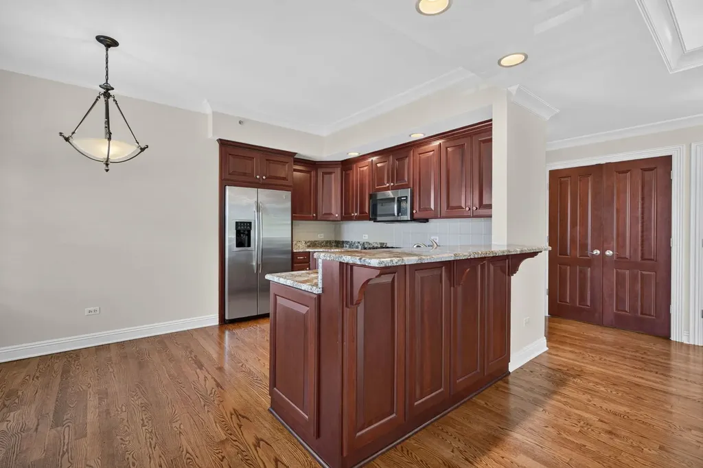 107 South Grant Street Hinsdale IL 60521