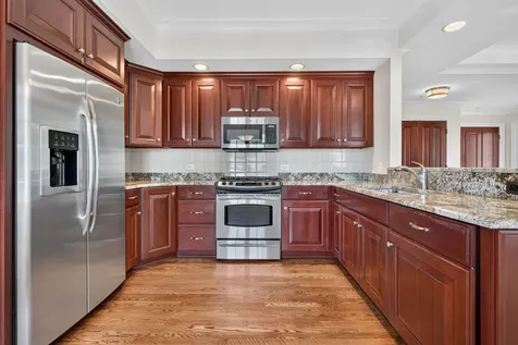 107 South Grant Street Hinsdale IL 60521