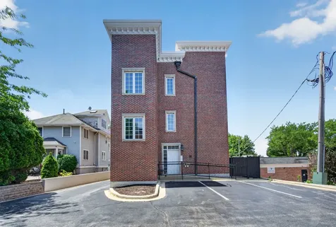 107 South Grant Street Hinsdale IL 60521