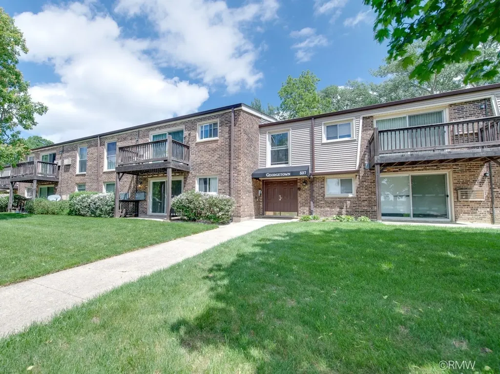 337 North Carter Street Palatine IL 60067
