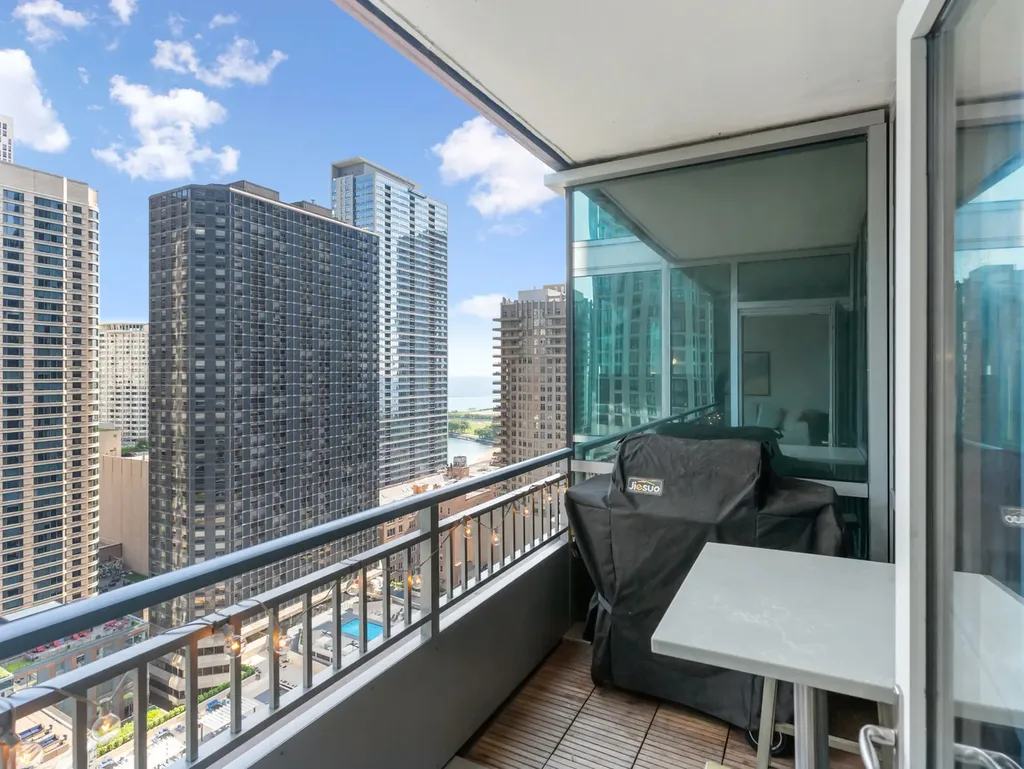 505 North Mcclurg Court Chicago IL 60611