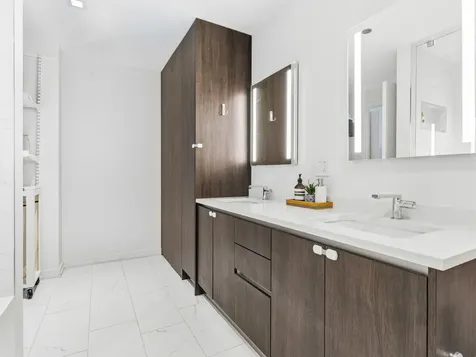 505 North Mcclurg Court Chicago IL 60611