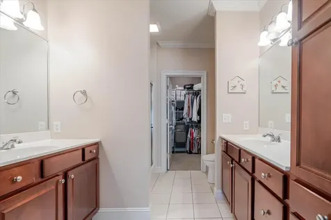 25 Arbor Court Bloomington IL 61704