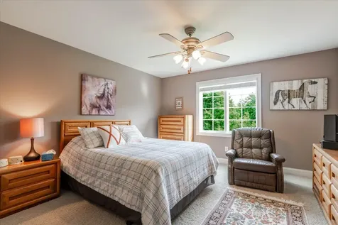 25 Arbor Court Bloomington IL 61704