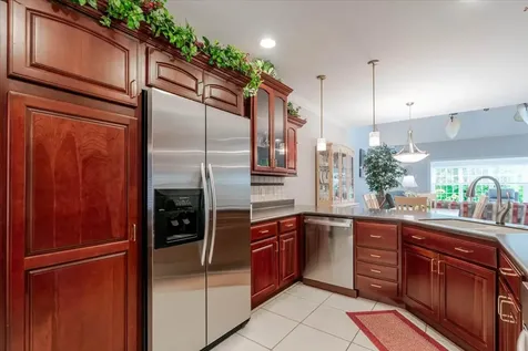 25 Arbor Court Bloomington IL 61704