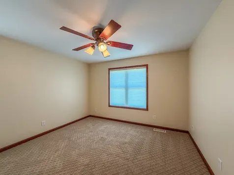 17 Lafayette Meadow Mattoon IL 61938