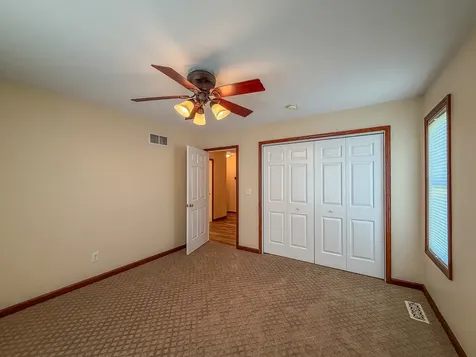 17 Lafayette Meadow Mattoon IL 61938