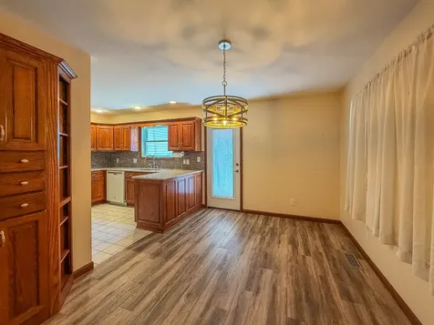 17 Lafayette Meadow Mattoon IL 61938