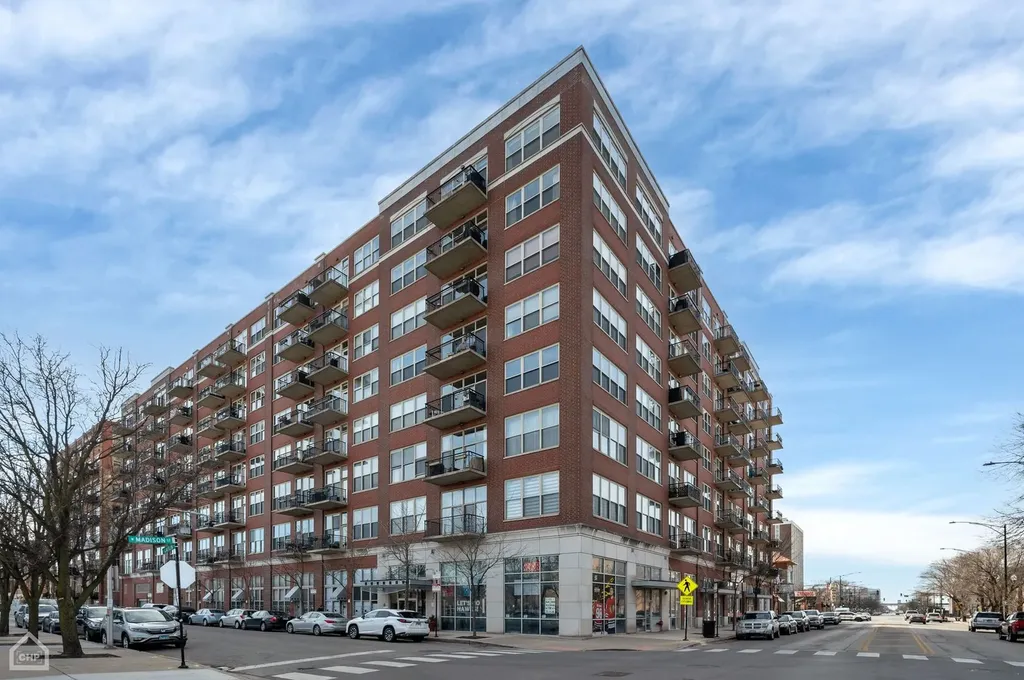 6 South Laflin Street Chicago IL 60607