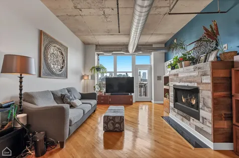 6 South Laflin Street Chicago IL 60607