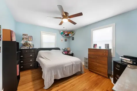 831 South Wisconsin Avenue Villa Park IL 60181