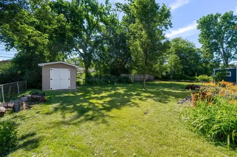 831 South Wisconsin Avenue Villa Park IL 60181