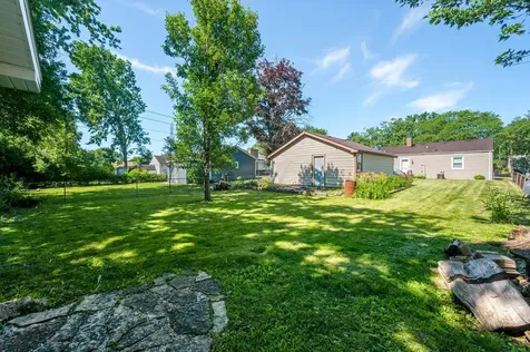 831 South Wisconsin Avenue Villa Park IL 60181