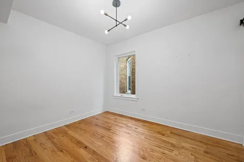 5010 North Major Avenue N Chicago IL 60630