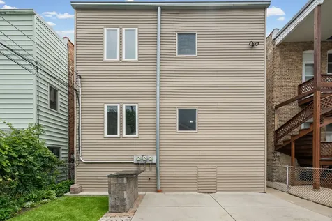 5010 North Major Avenue N Chicago IL 60630