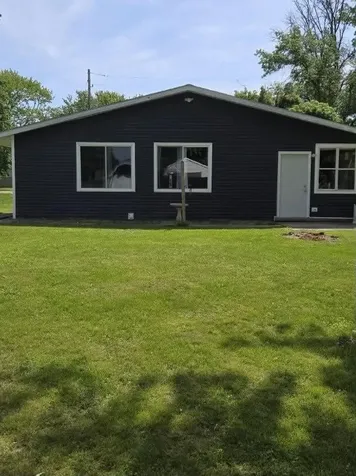 106 Bruce Street Villa Grove IL 61956