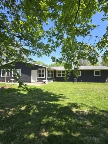 106 Bruce Street Villa Grove IL 61956