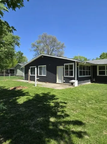 106 Bruce Street Villa Grove IL 61956