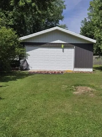 106 Bruce Street Villa Grove IL 61956