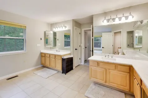 18768 West Highfield Drive Lake Villa IL 60046