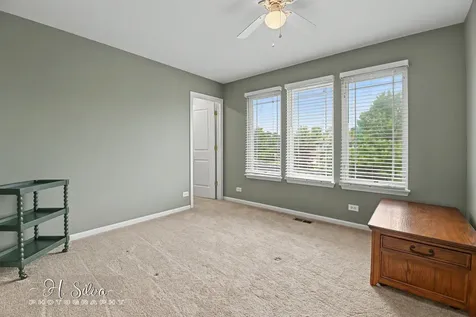 1410 Grand Pointe Boulevard West Dundee IL 60118