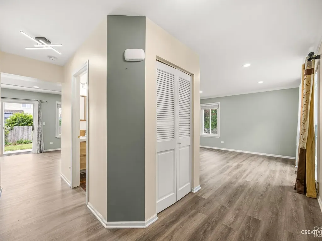 2463 Warm Springs Lane Naperville IL 60564