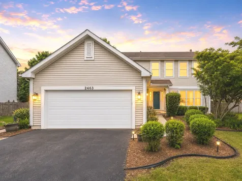 2463 Warm Springs Lane Naperville IL 60564