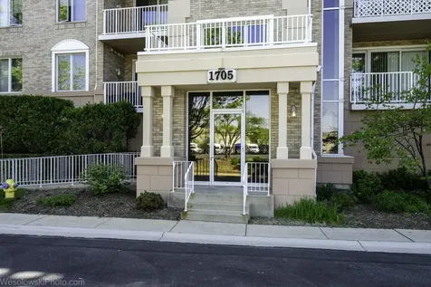 1705 Pavilion Way Park Ridge IL 60068