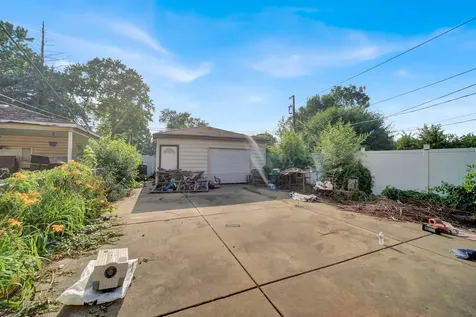 14424 South Lowe Avenue Riverdale IL 60827