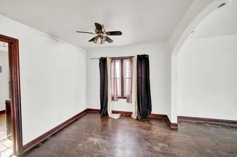 14424 South Lowe Avenue Riverdale IL 60827
