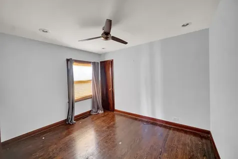 14424 South Lowe Avenue Riverdale IL 60827