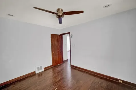 14424 South Lowe Avenue Riverdale IL 60827