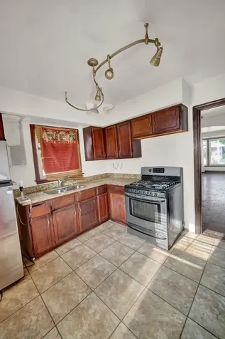14424 South Lowe Avenue Riverdale IL 60827