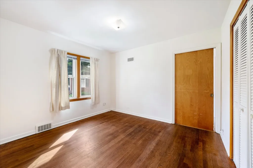 429 South Stratford Avenue Elmhurst IL 60126